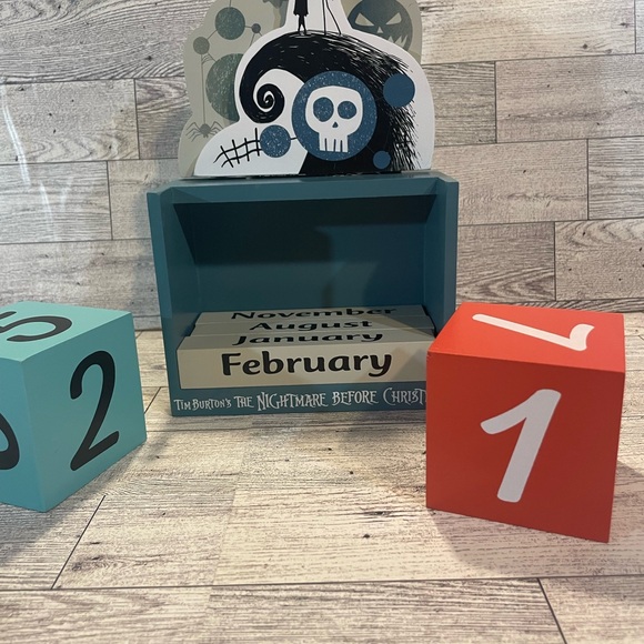 Nightmare before Christmas block calendar, NWOT - Picture 6 of 8